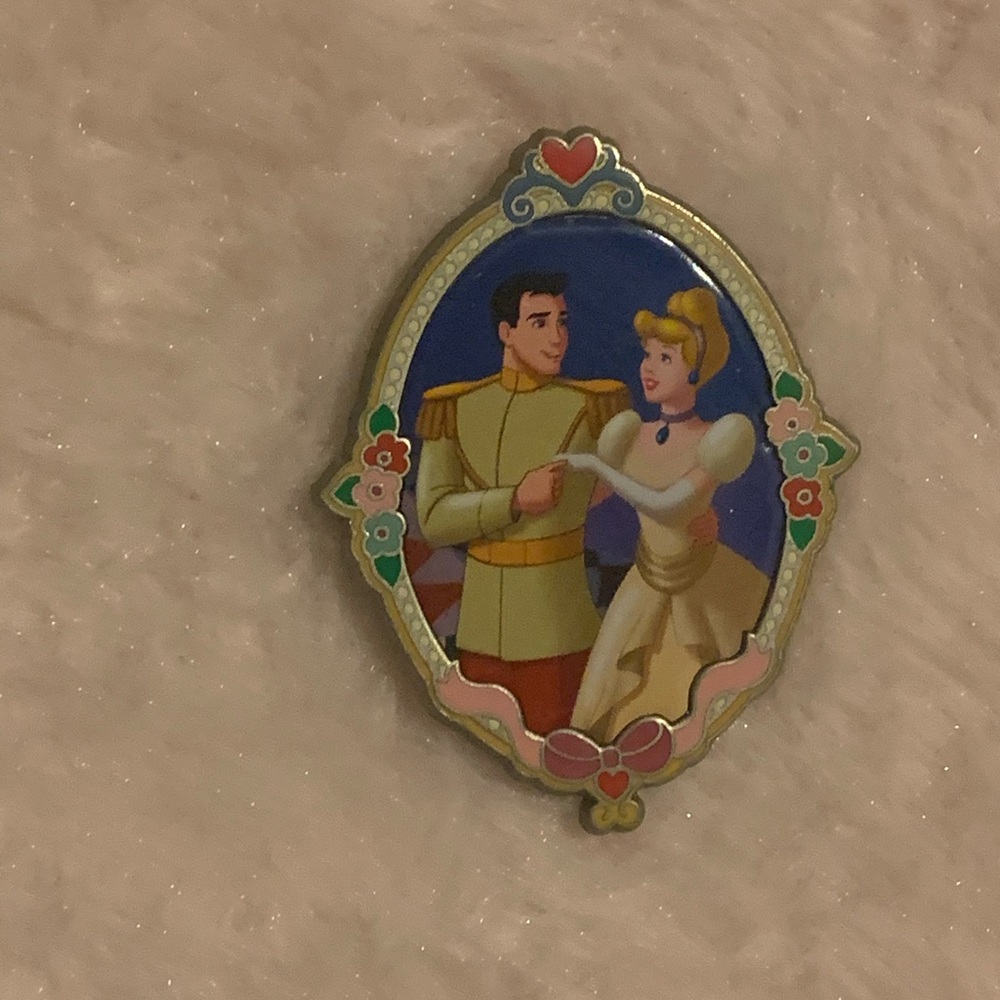 Cinderella and Prince Charming pin